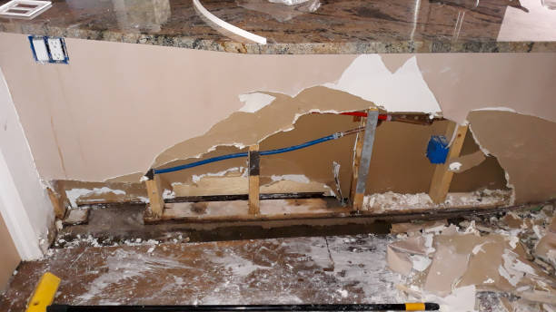 Best Water damage restoration near me  in Masury, OH